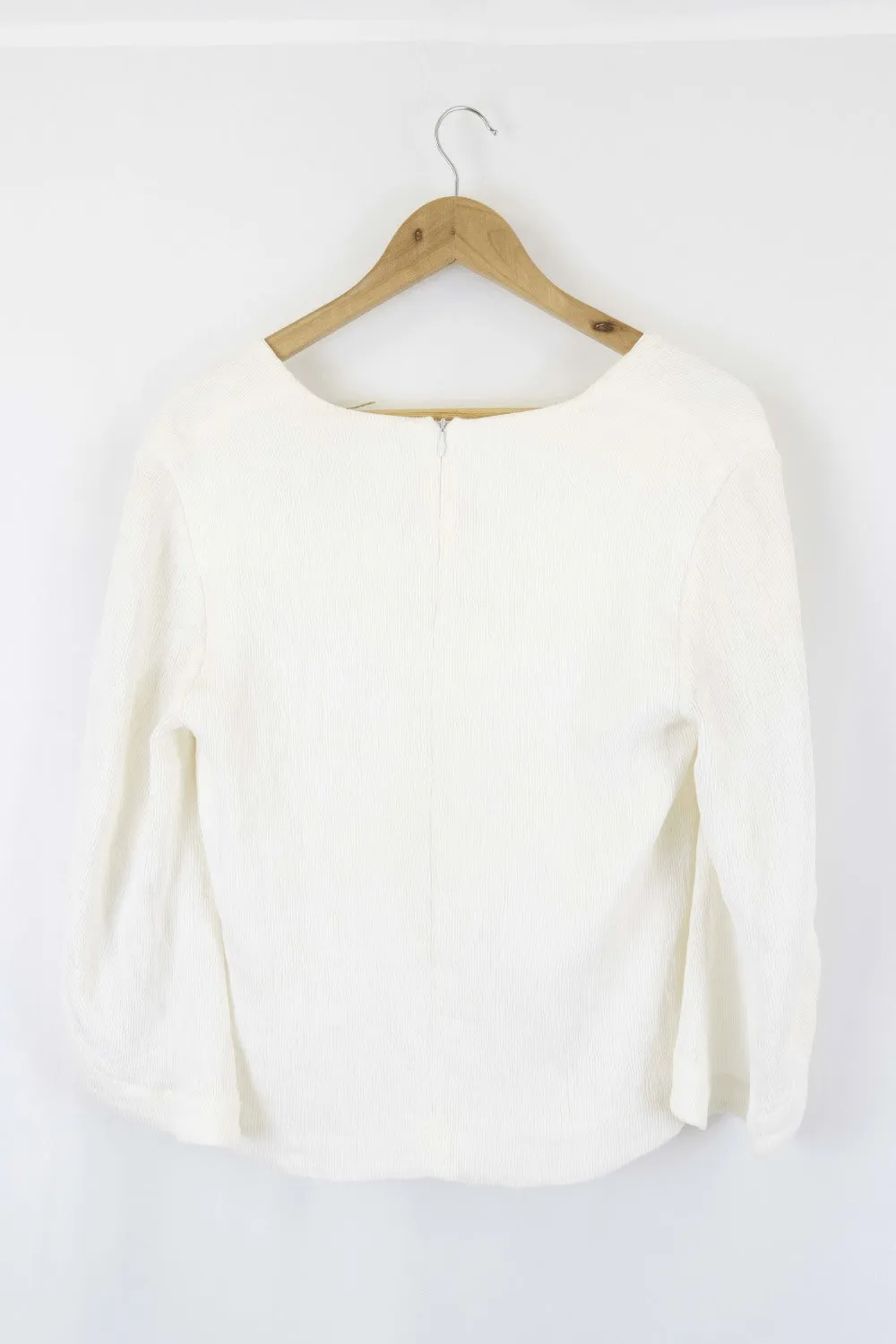 August Street White Longsleeve Top S