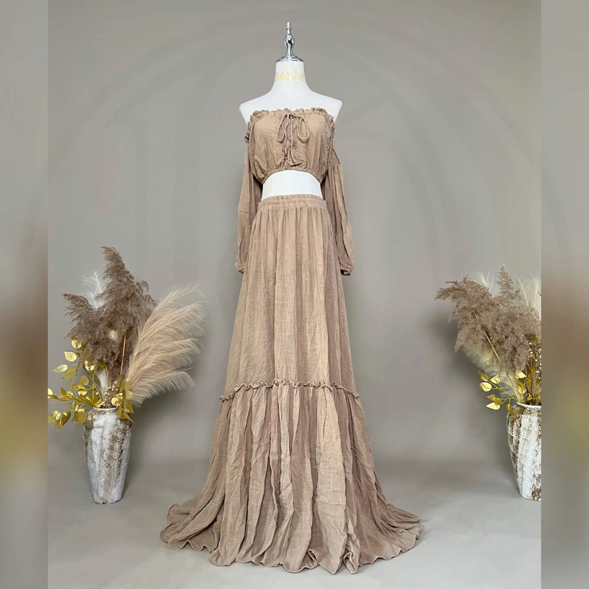 Meroy Gown